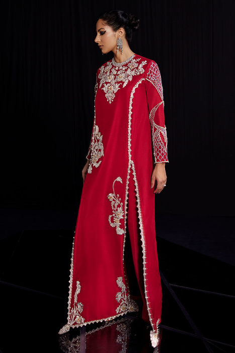 Zahra Malik In Lit Slit